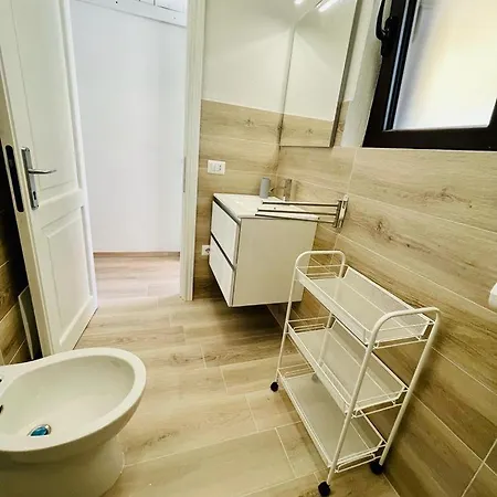 Oasi La Cinta Centro Apartment *