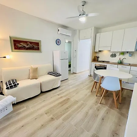 Oasi La Cinta Centro Apartment